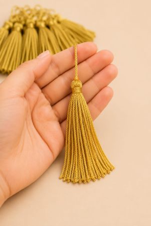 TASSEL DOURADO